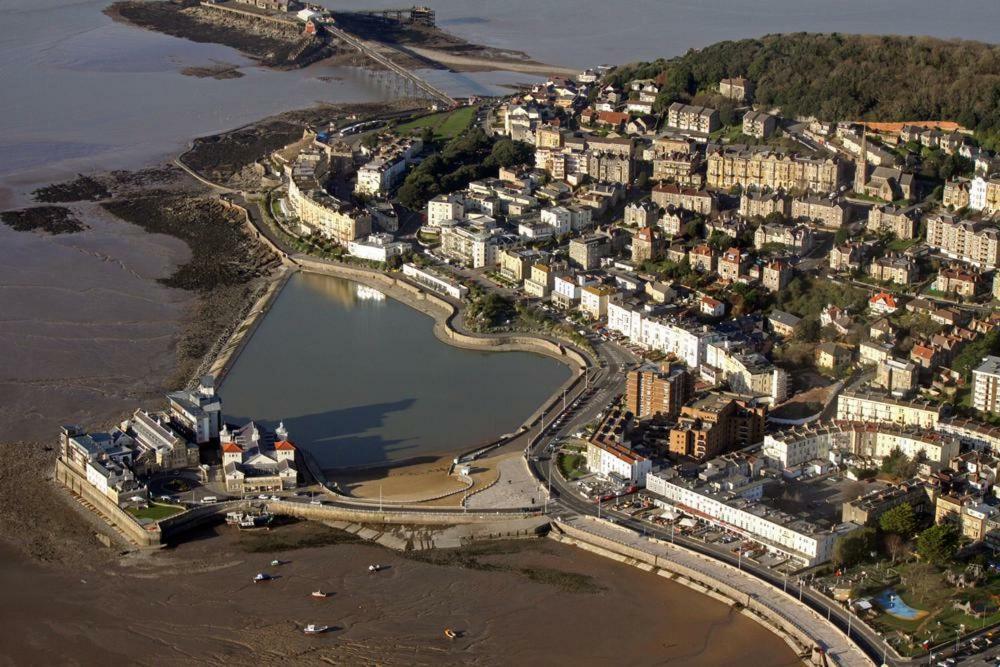Cannon House Weston-super-Mare Bagian luar foto